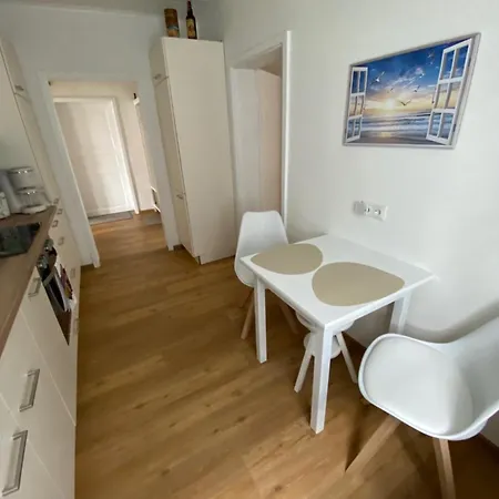 Jan's Apartment *